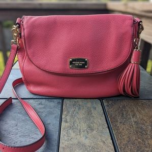 Michael Kors Bedford Tassel pink pebbled leather crossbody shoulder bag
